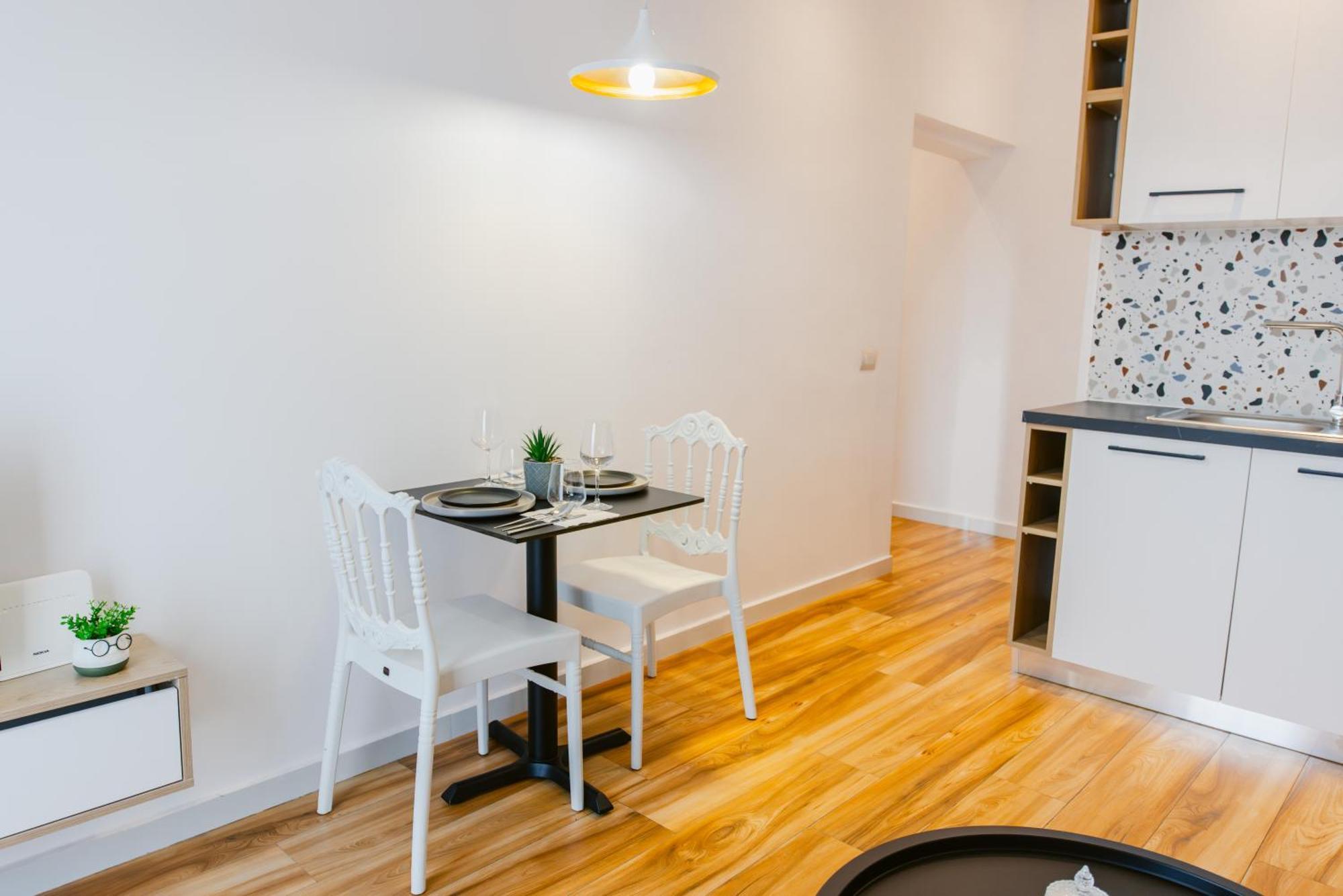 Durres Str Modern Apartments - The Nest ติรานา ภายนอก รูปภาพ